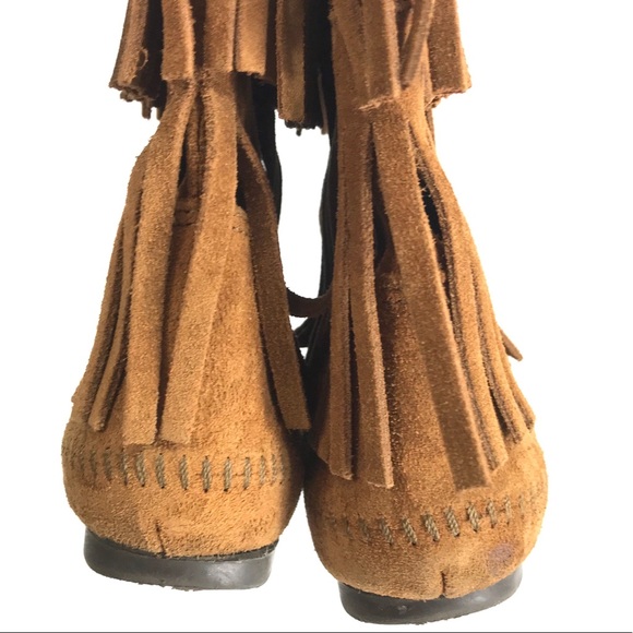 Minnetonka Moccasins 3 Layer Fringe Boots Sz 5 - Picture 5 of 8